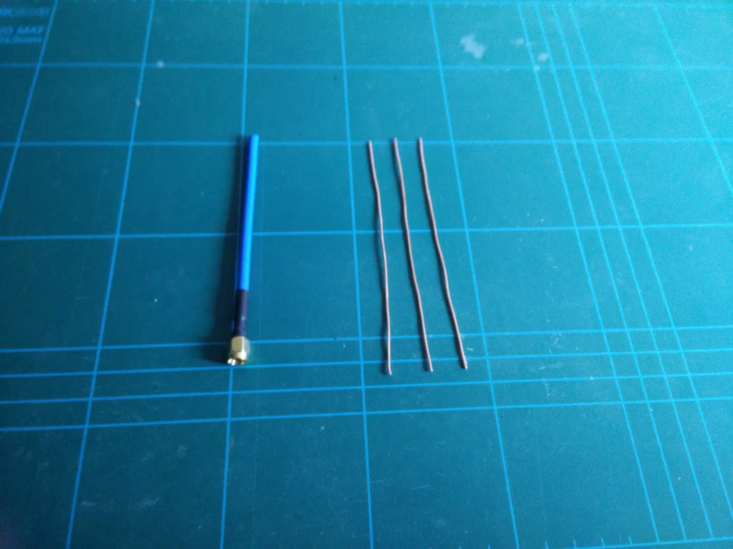 quadrifilar helix antenna
